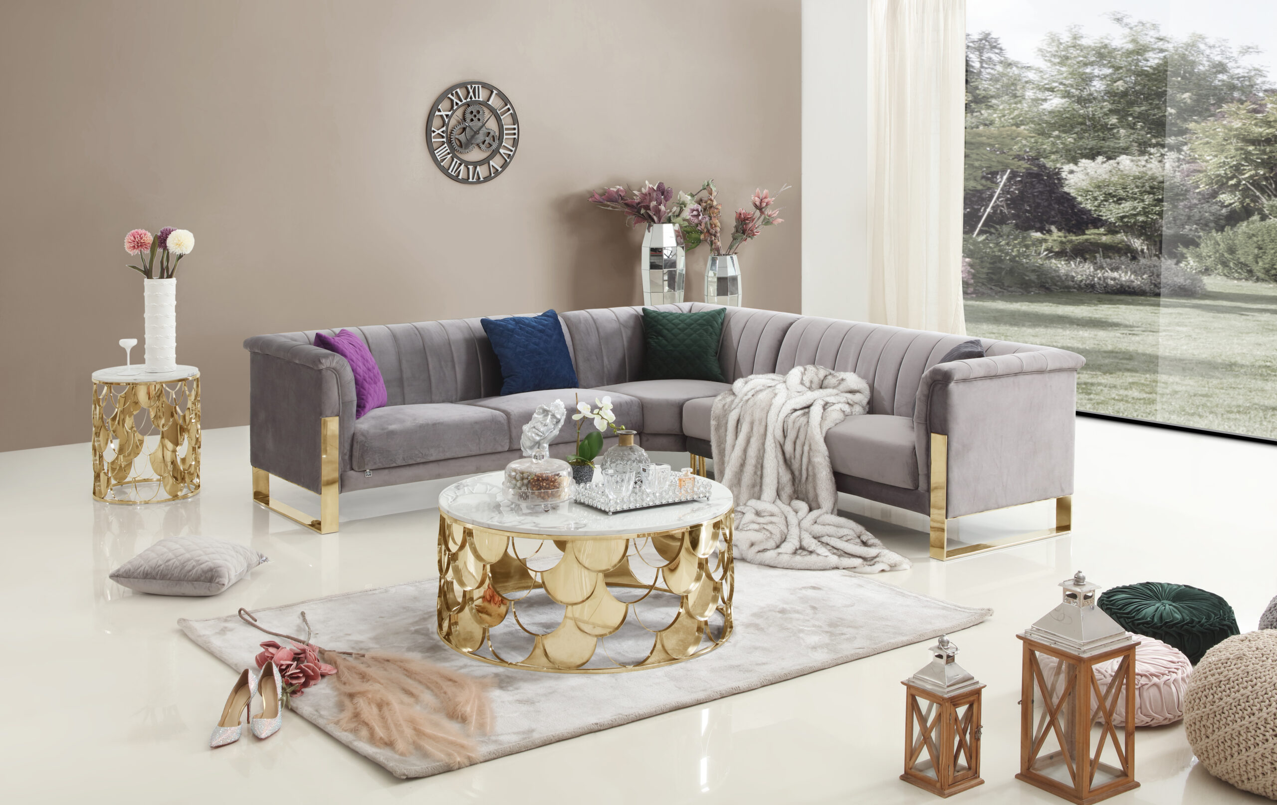 7金_7 E82B - Image 1